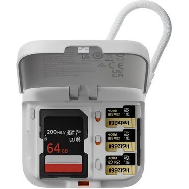 Фотографія - Кардрідер Insta360 2-in-1 Card Reader + Case (CINSBBEN)