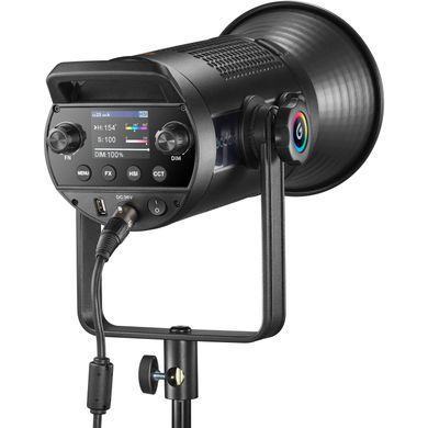 Фотографія - Постійне світло Godox SZ150R Zoom RGB LED