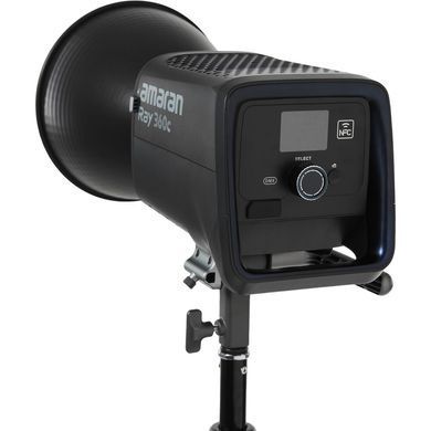 Фотографія - Постійне світло Amaran Ray 360c