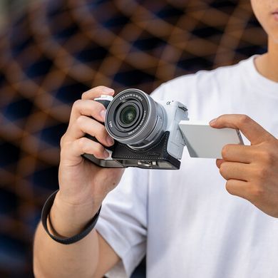 Чохол SmallRig Half Case with Wrist Strap Sony ZV-E10 II (4777)