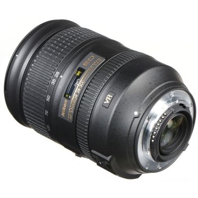 Фотографія - Nikon AF-S 28-300mm f / 3.5-5.6G ED VR